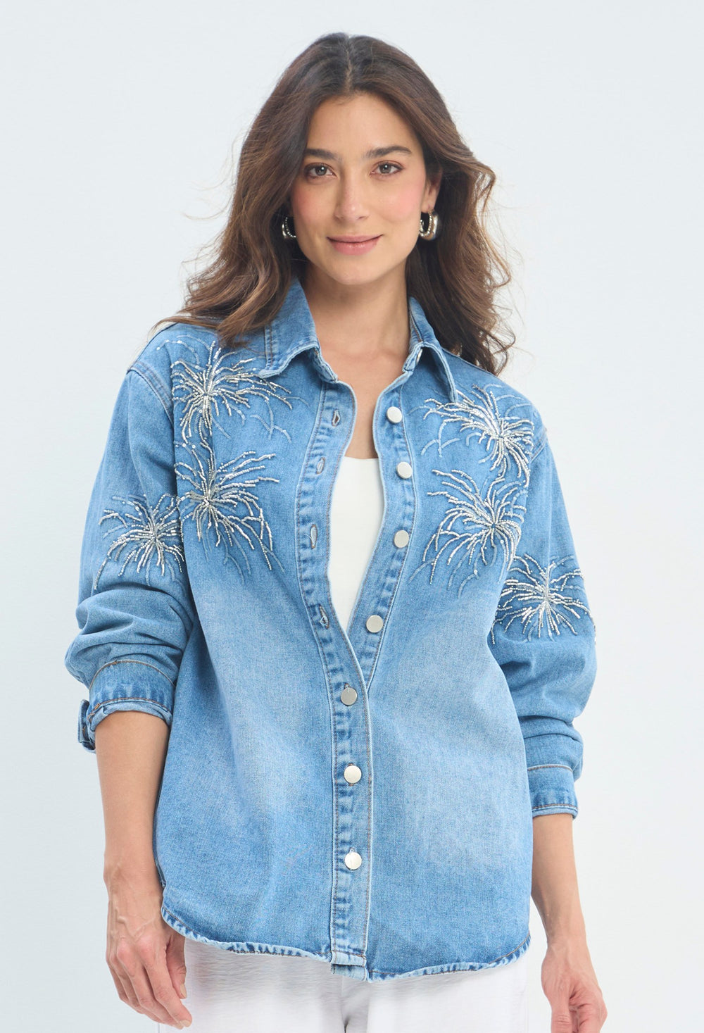 Camisa Denim Bordado Fuegos azul denim BYBLA