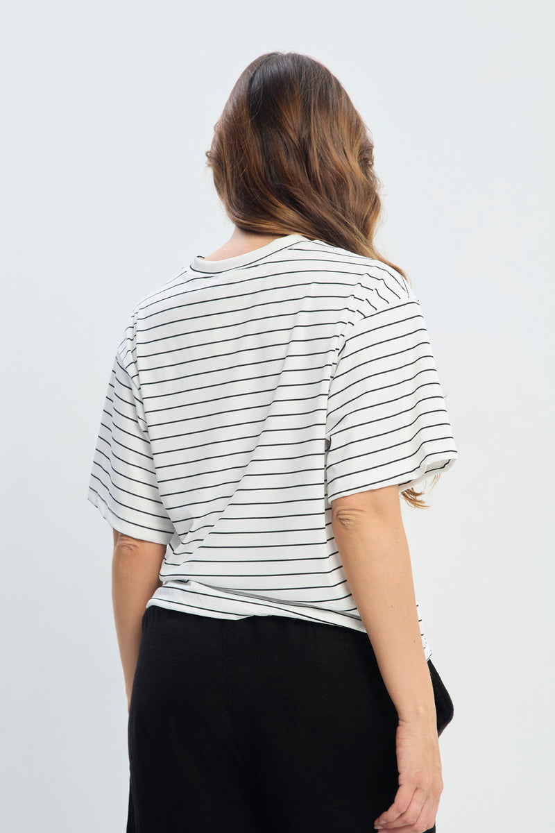 Camiseta de Rayas NEW vista 2 - BYBLA Colombia