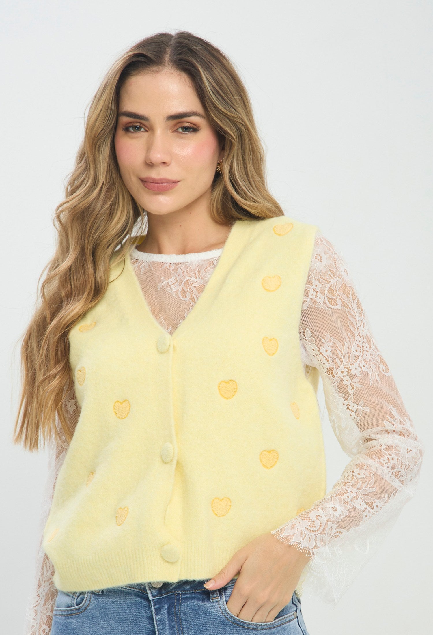 Chaleco Manzanas Bordadas amarillo BYBLA Colombia