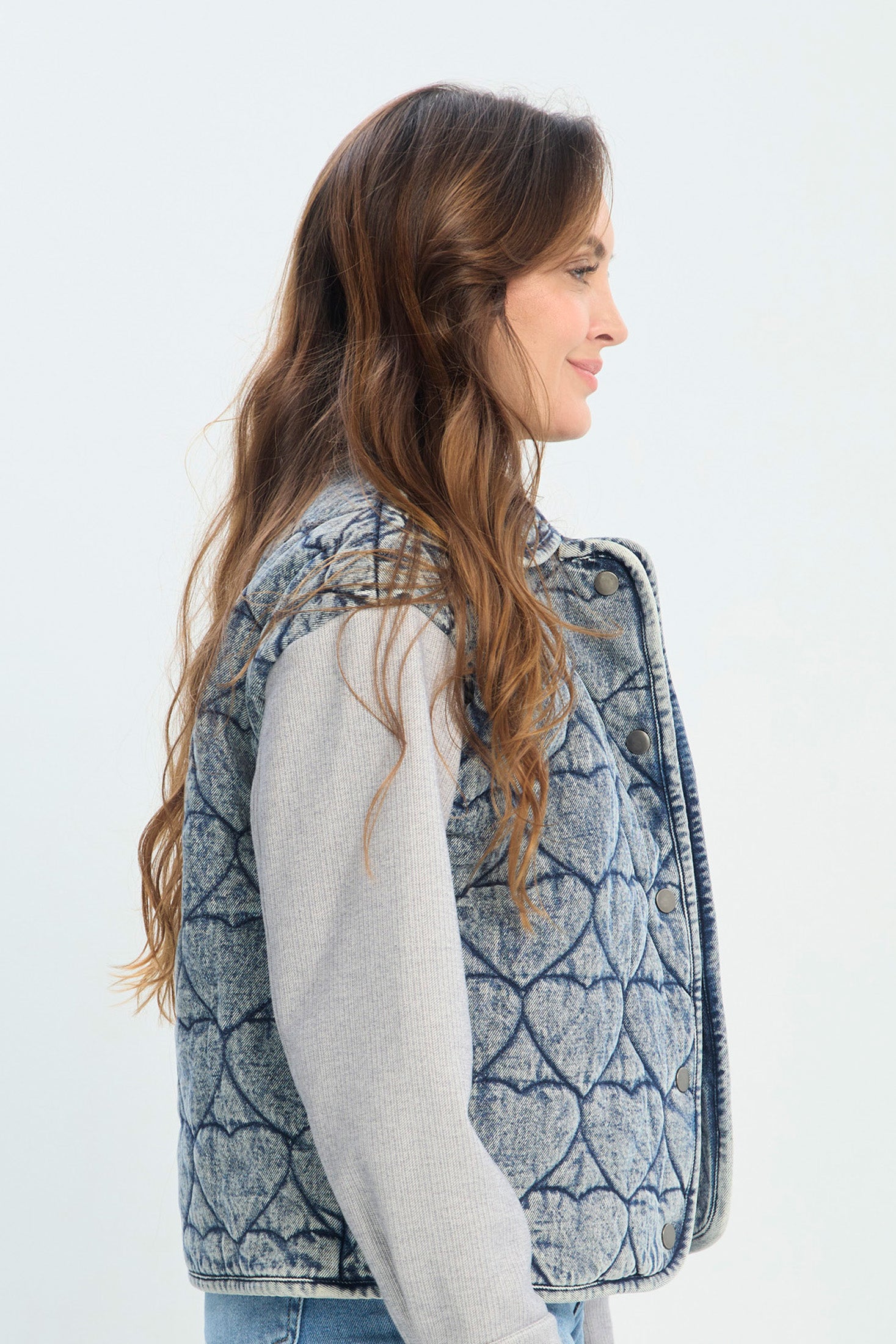 Chaqueta en Denim Abullonada Corazones NEW