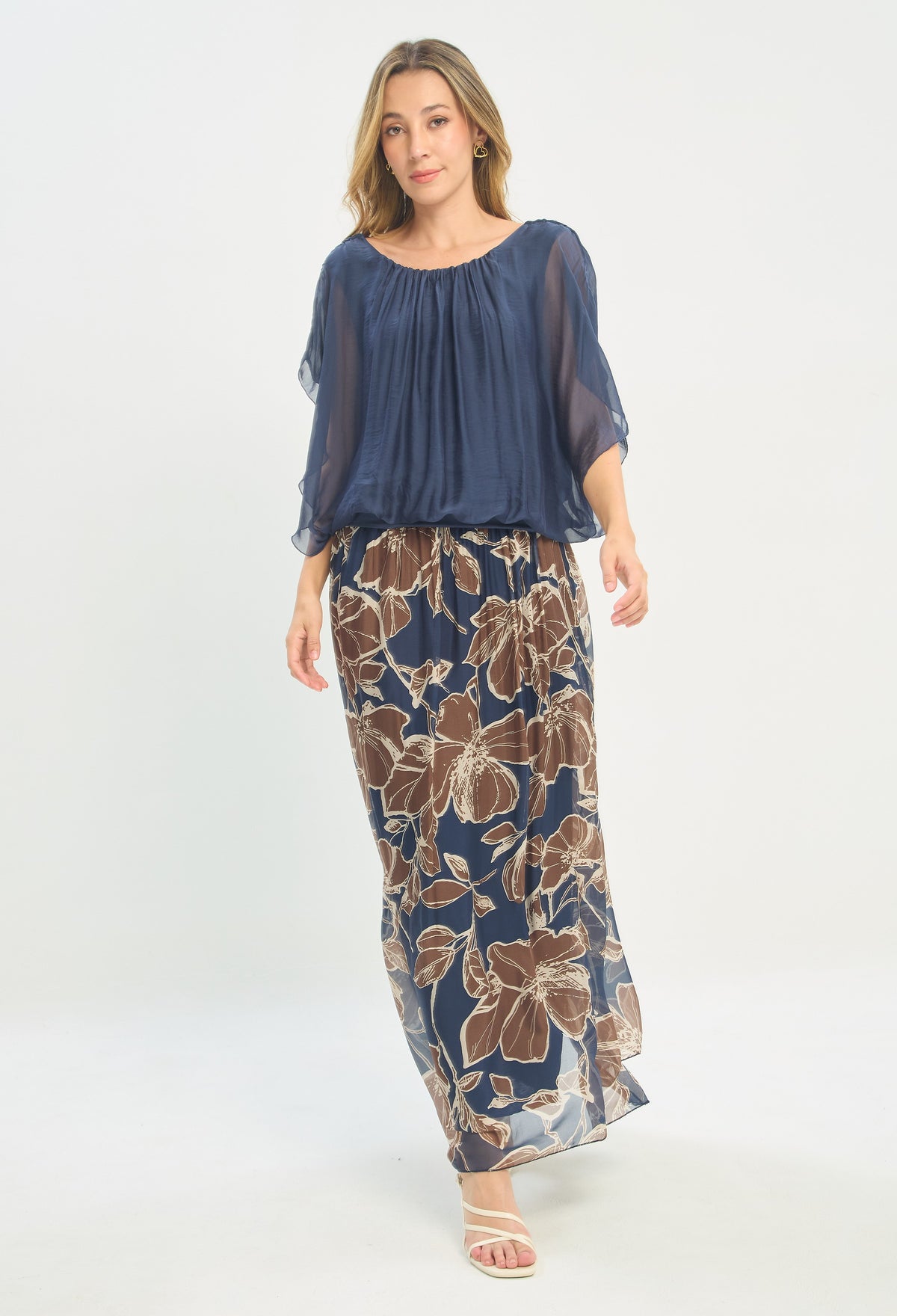 Falda Larga Estampado Flores Azul y Café BYBLA