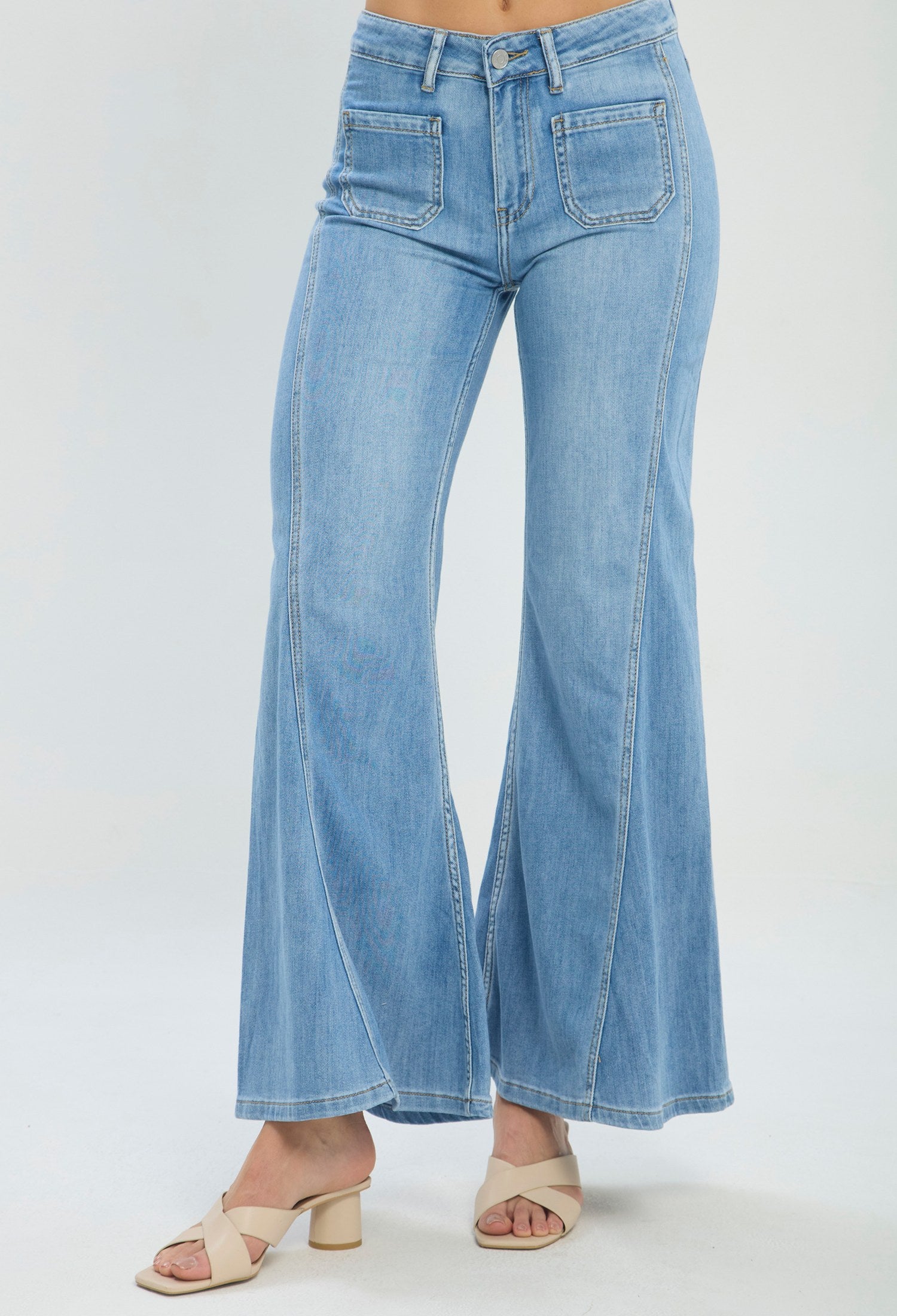 Jean flare azul medio tiro alto BYBLA - vista 2