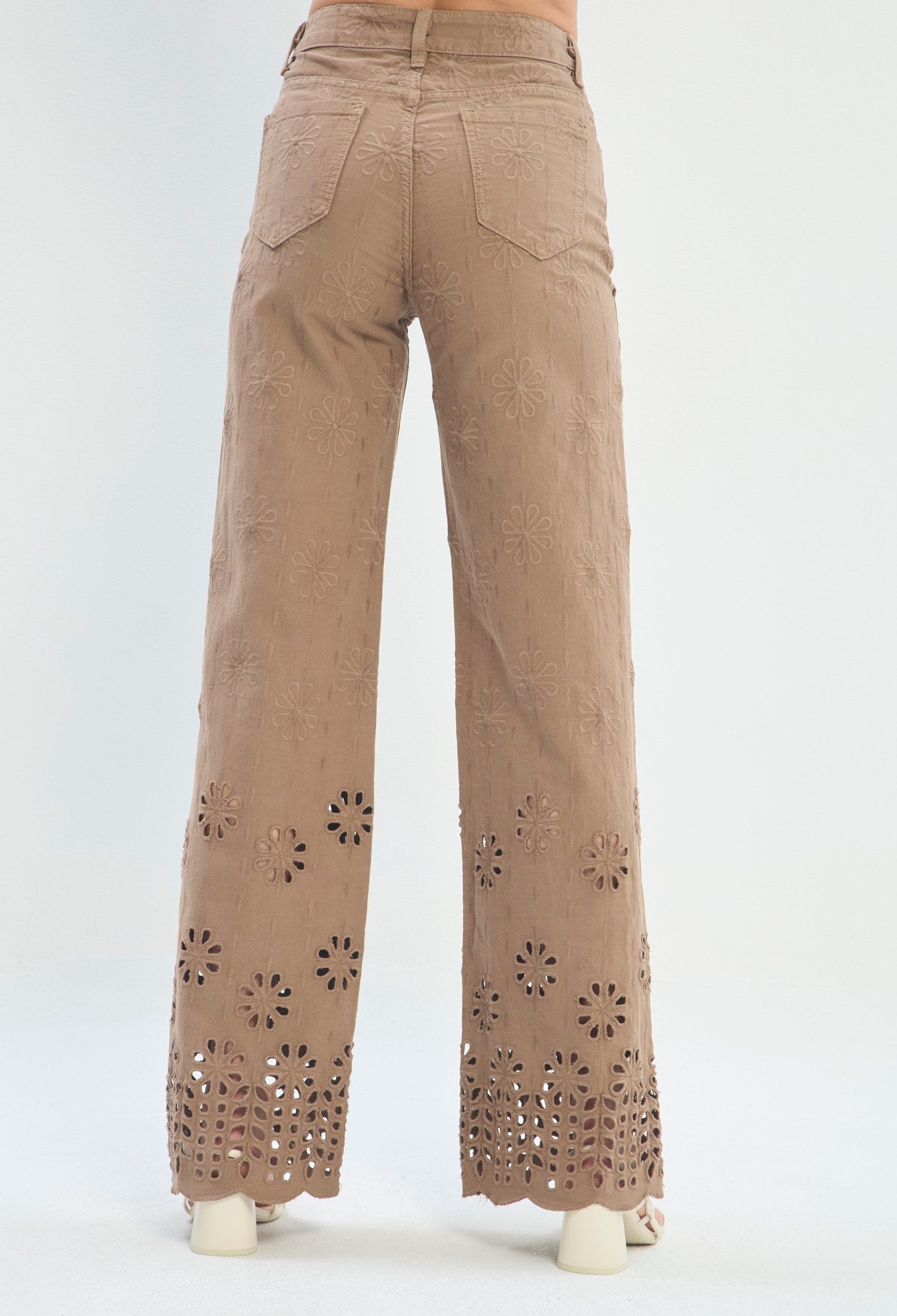 Pantalón Ancho Calado Floral kaki BYBLA - vista 4