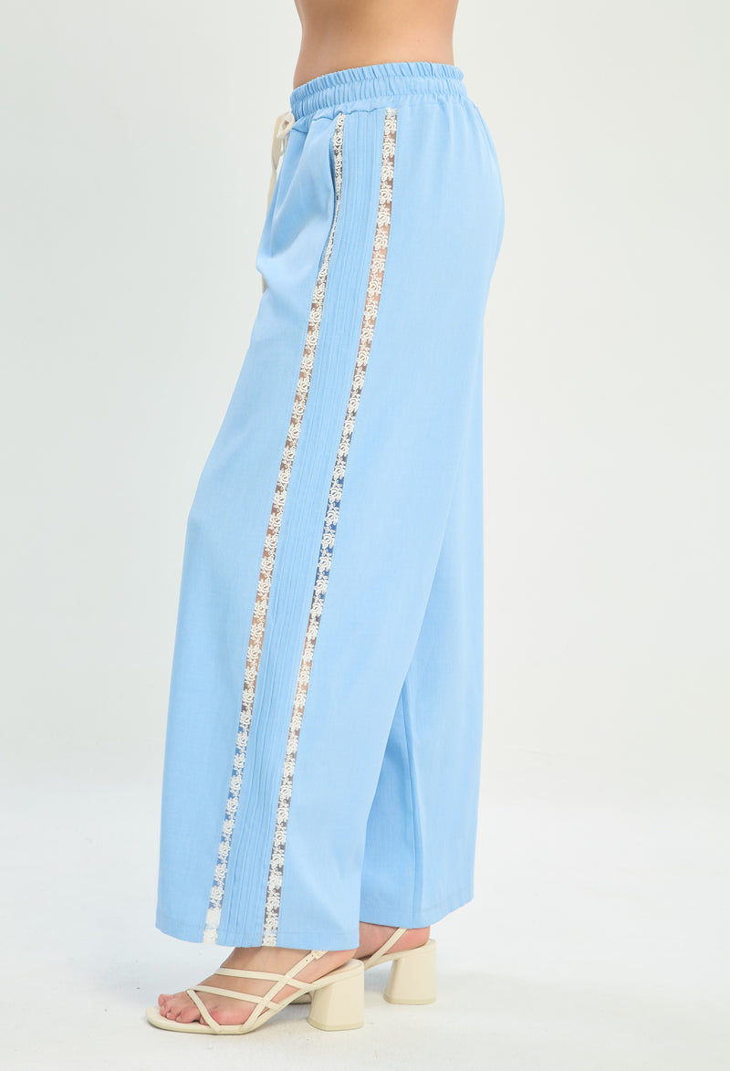 Pantalón Ancho Franja de Encaje Azul Cielo BYBLA - vista 2
