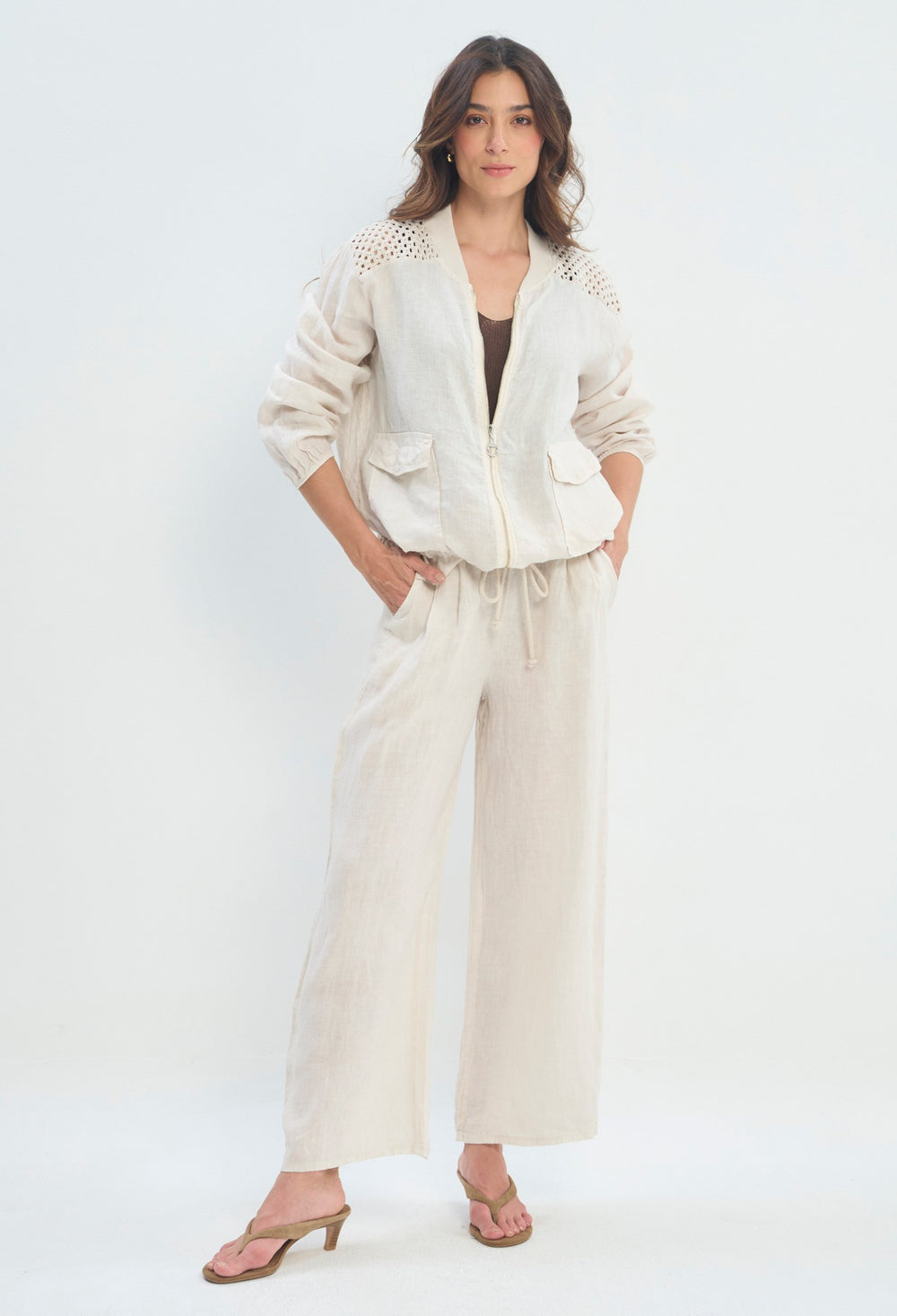 Pantalón Ancho Pinzas Tobillero crudo BYBLA