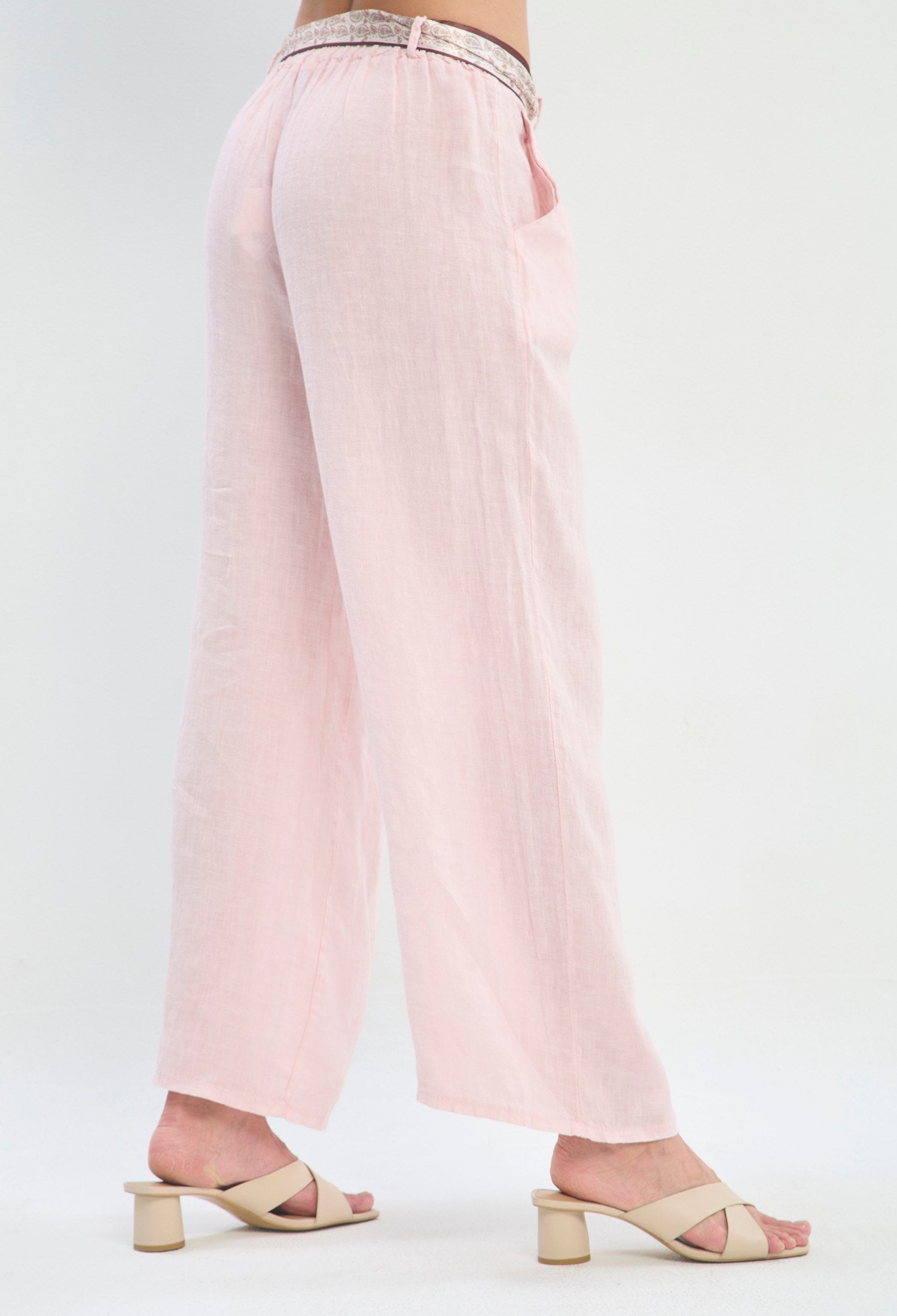 Pantalón Ancho Pinzas Tobillero rosa palo BYBLA