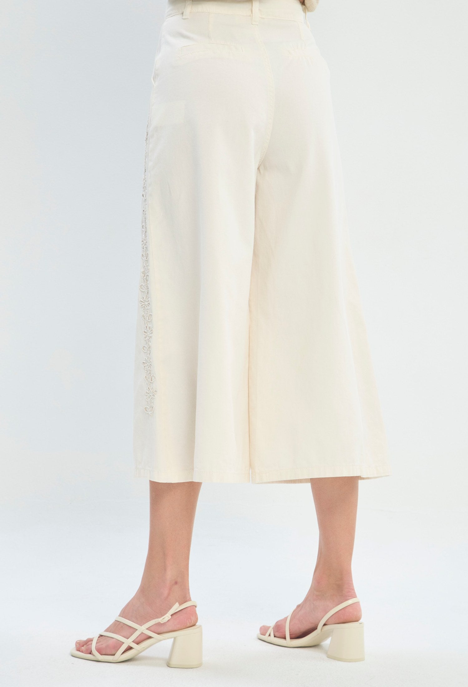 Pantalón Culotte Tiro Alto beige natural BYBLA - vista 3