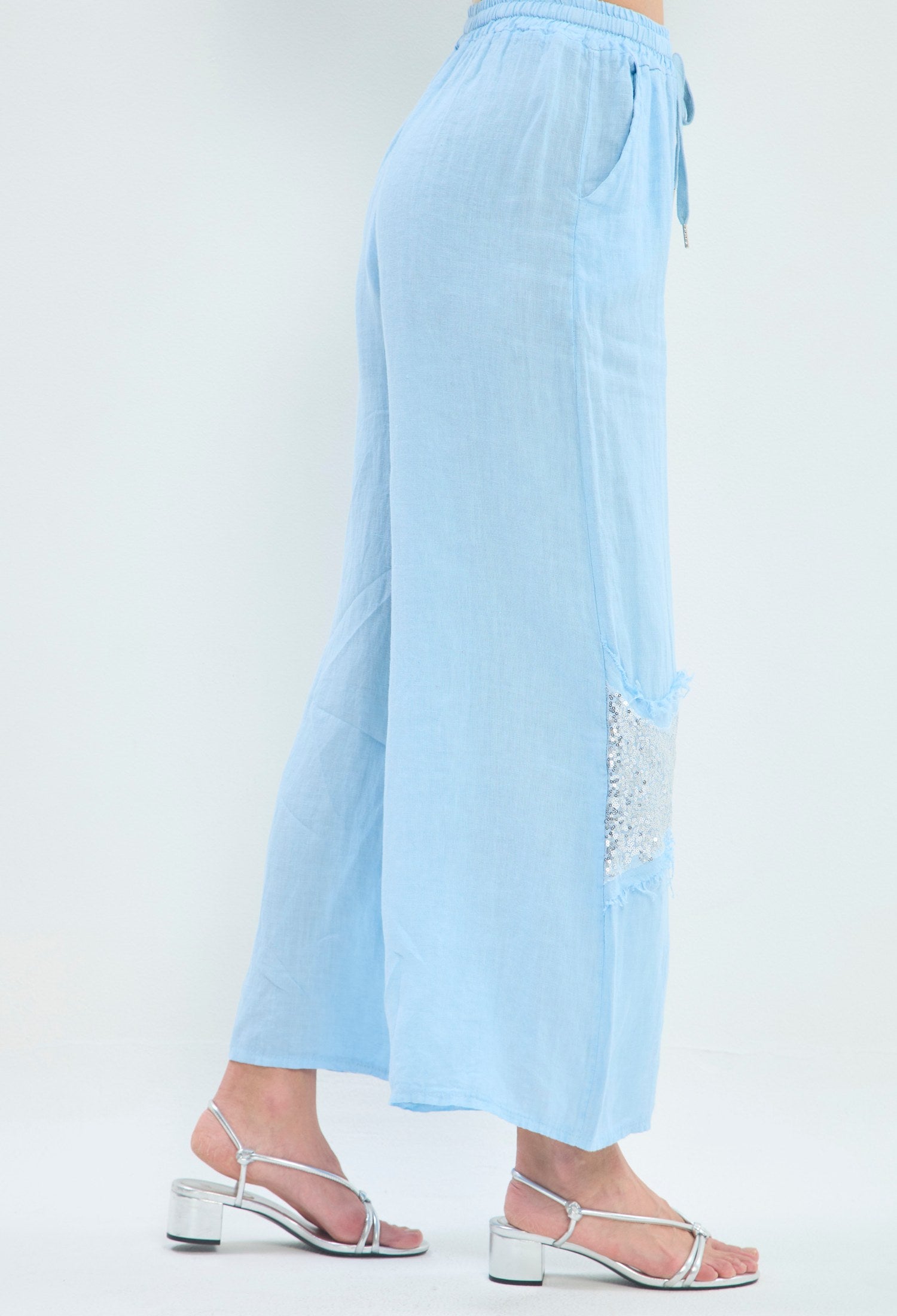 Pantalón Lino Ancho Corazón celeste BYBLA