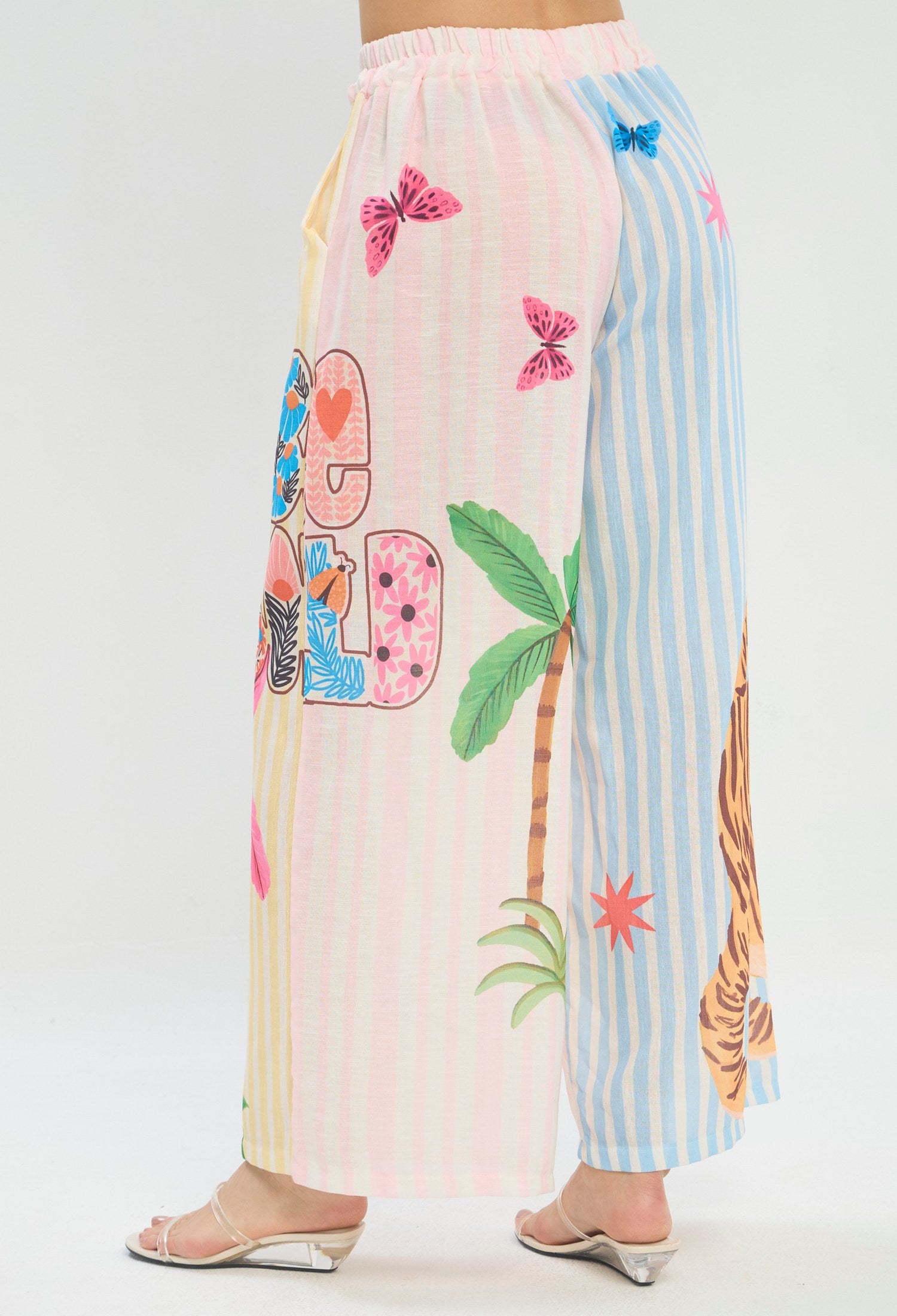 Pantalón palazzo multicolor estampado tropical BYBLA - vista 5