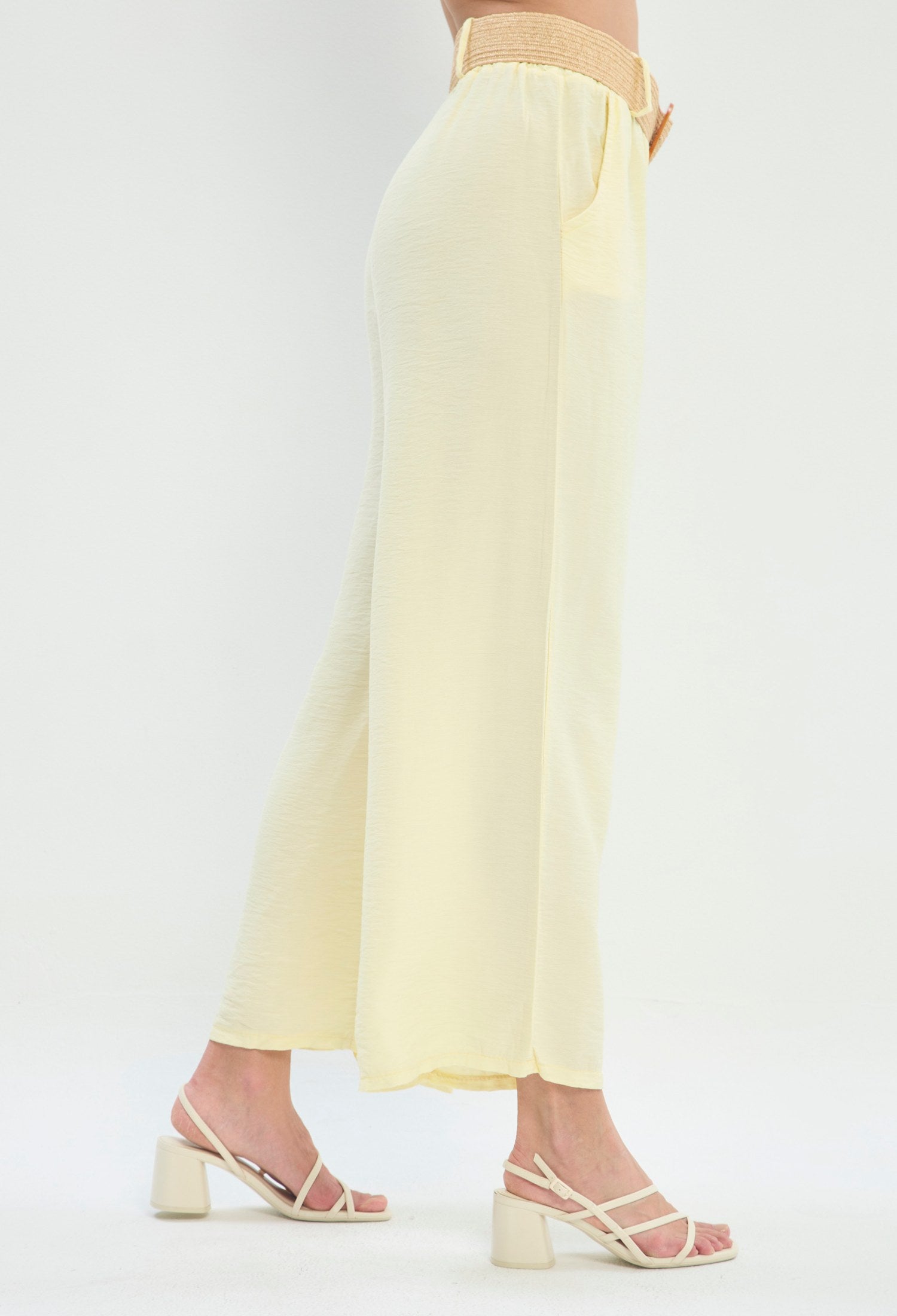 Pantalón Recto Cintura Correa amarillo claro BYBLA - vista 3