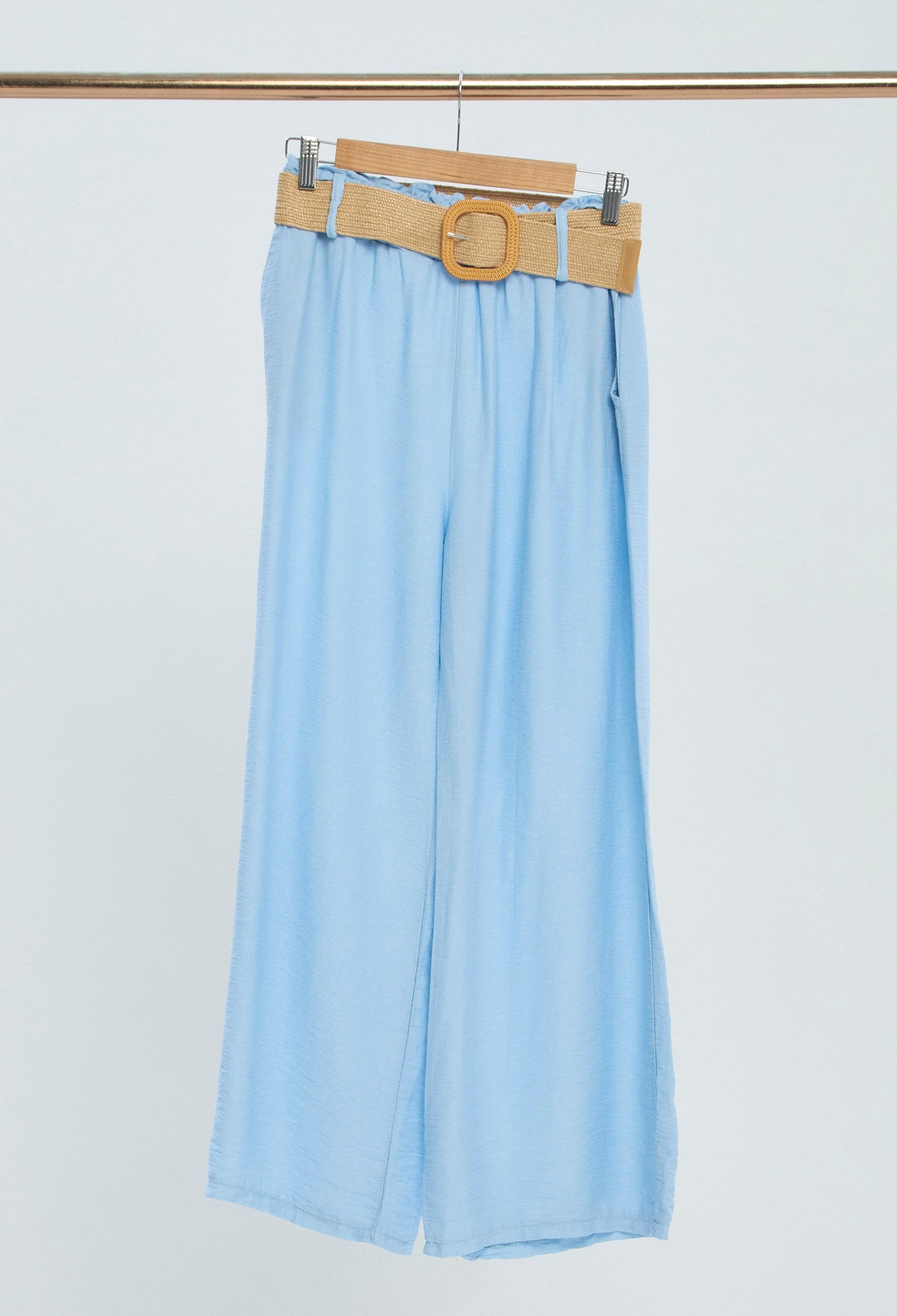 Pantalón Recto Cintura Correa celeste BYBLA