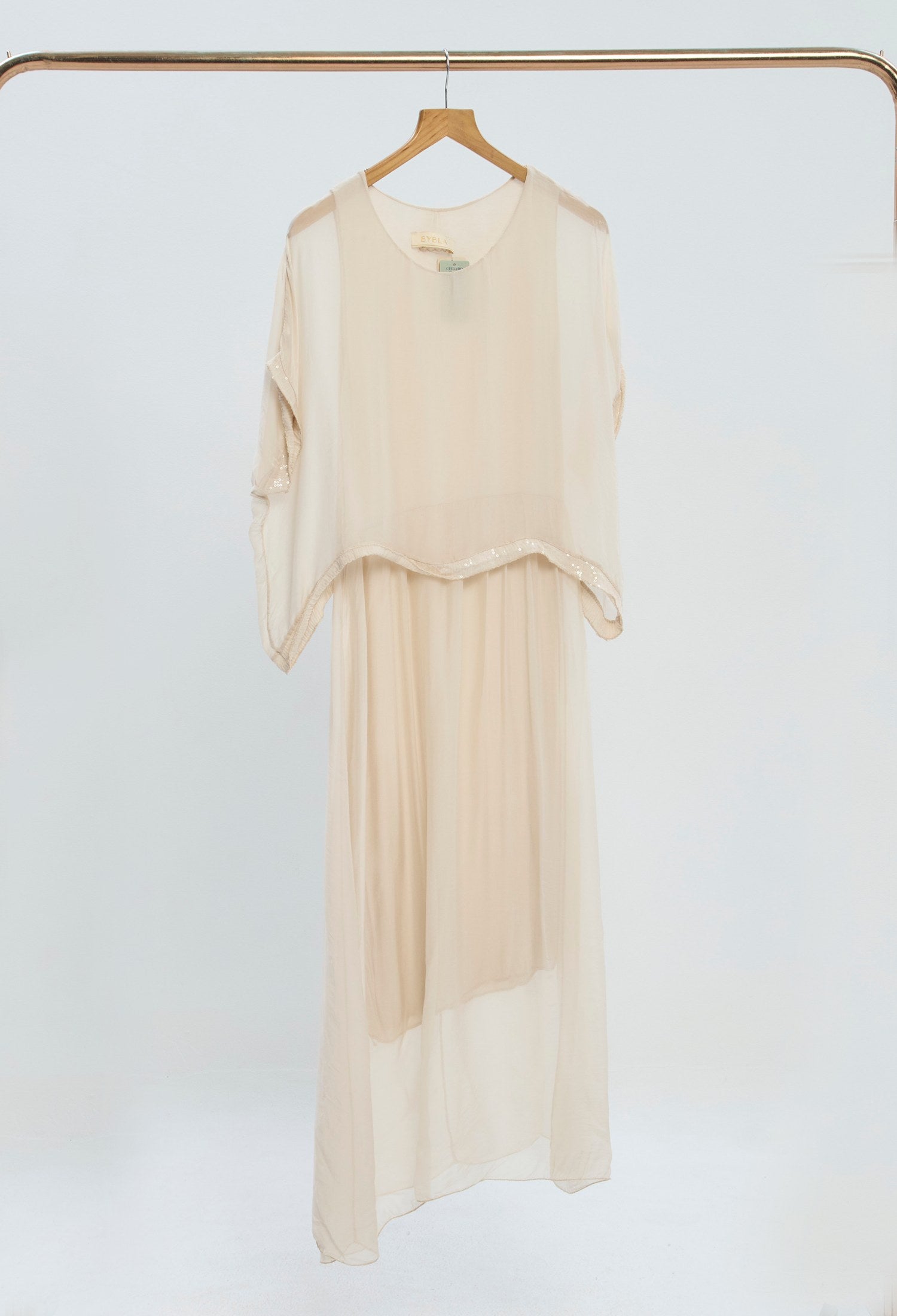 Vestido Blusón Manga Capa crema BYBLA