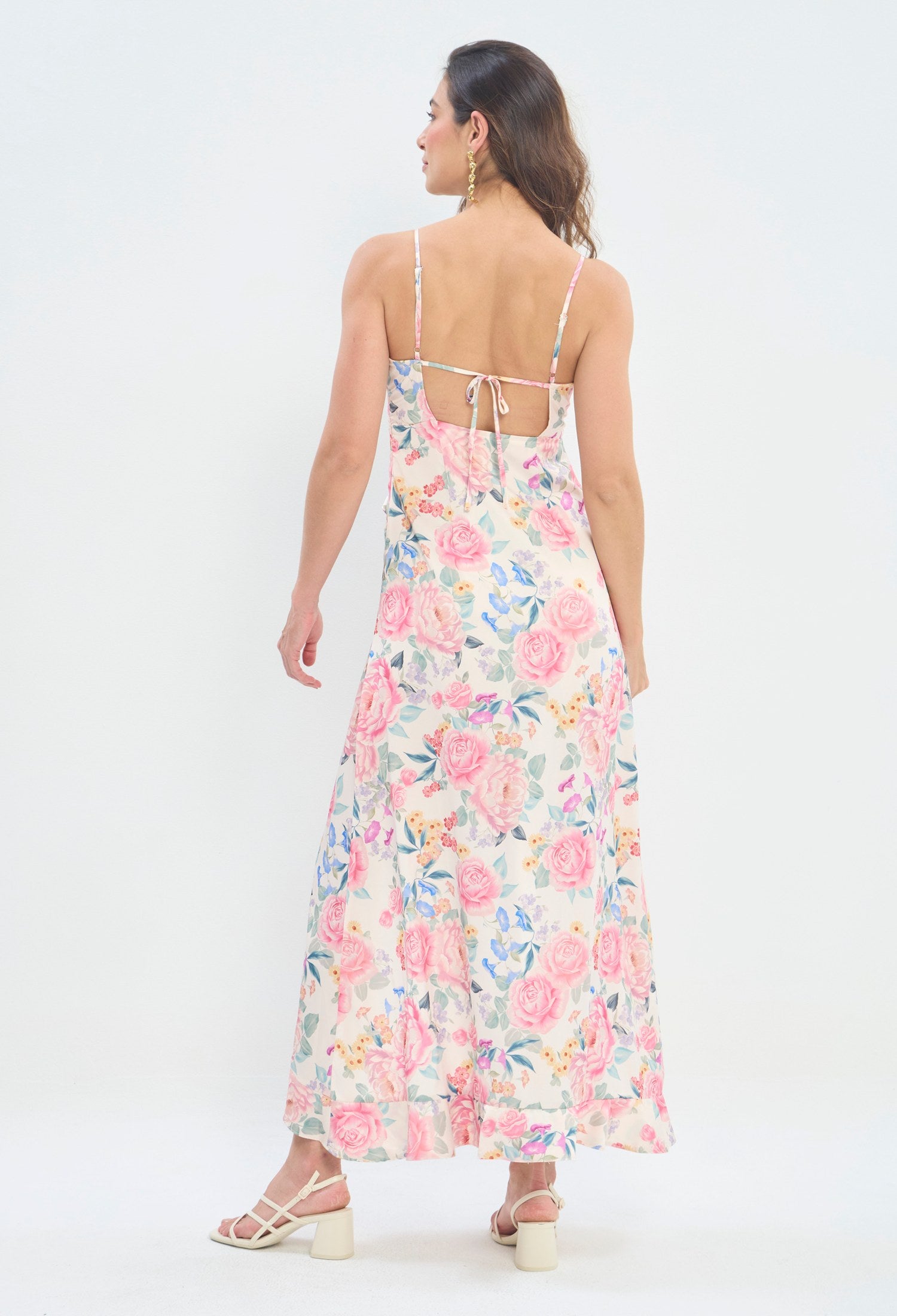 Vestido Largo Floral Asimétrico floral rosa y blanco sale BYBLA