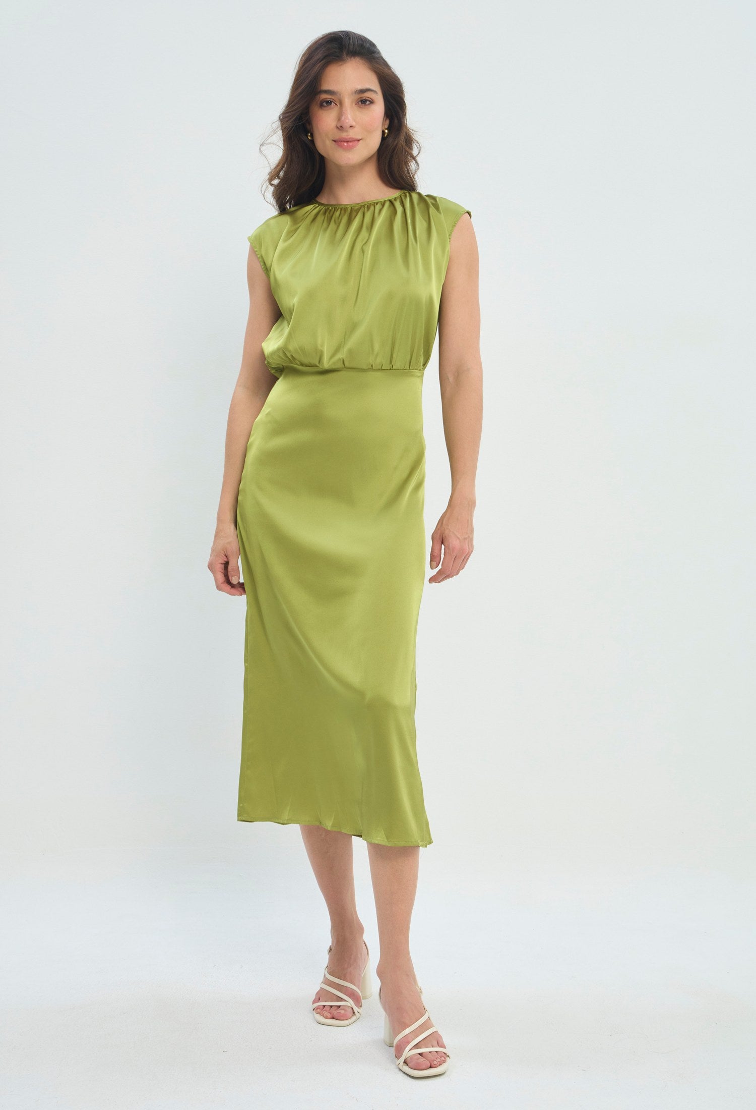 Vestido Largo Cuello Fruncido verde oliva sale BYBLA