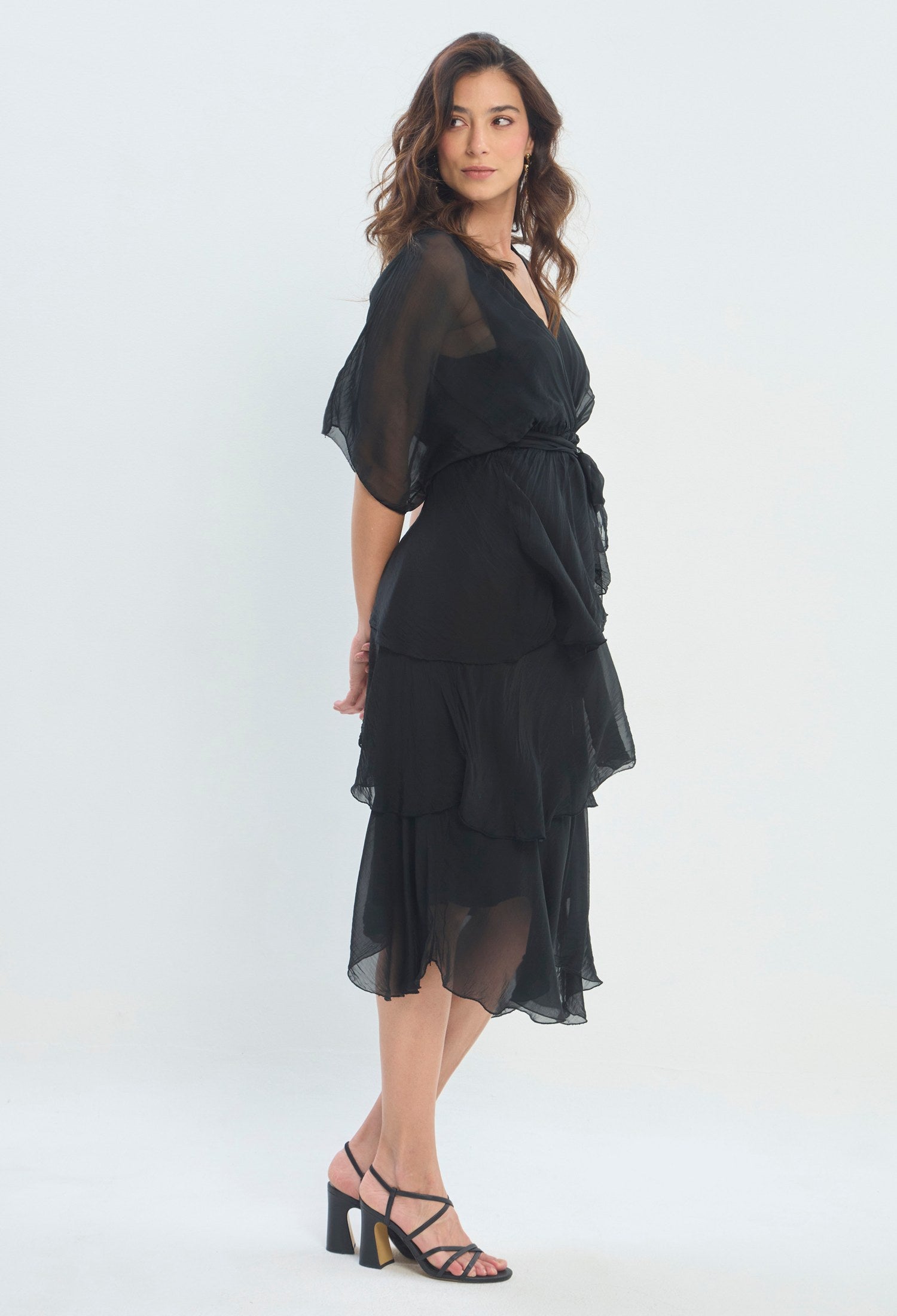 Vestido Largo Cruzado Capas negro BYBLA