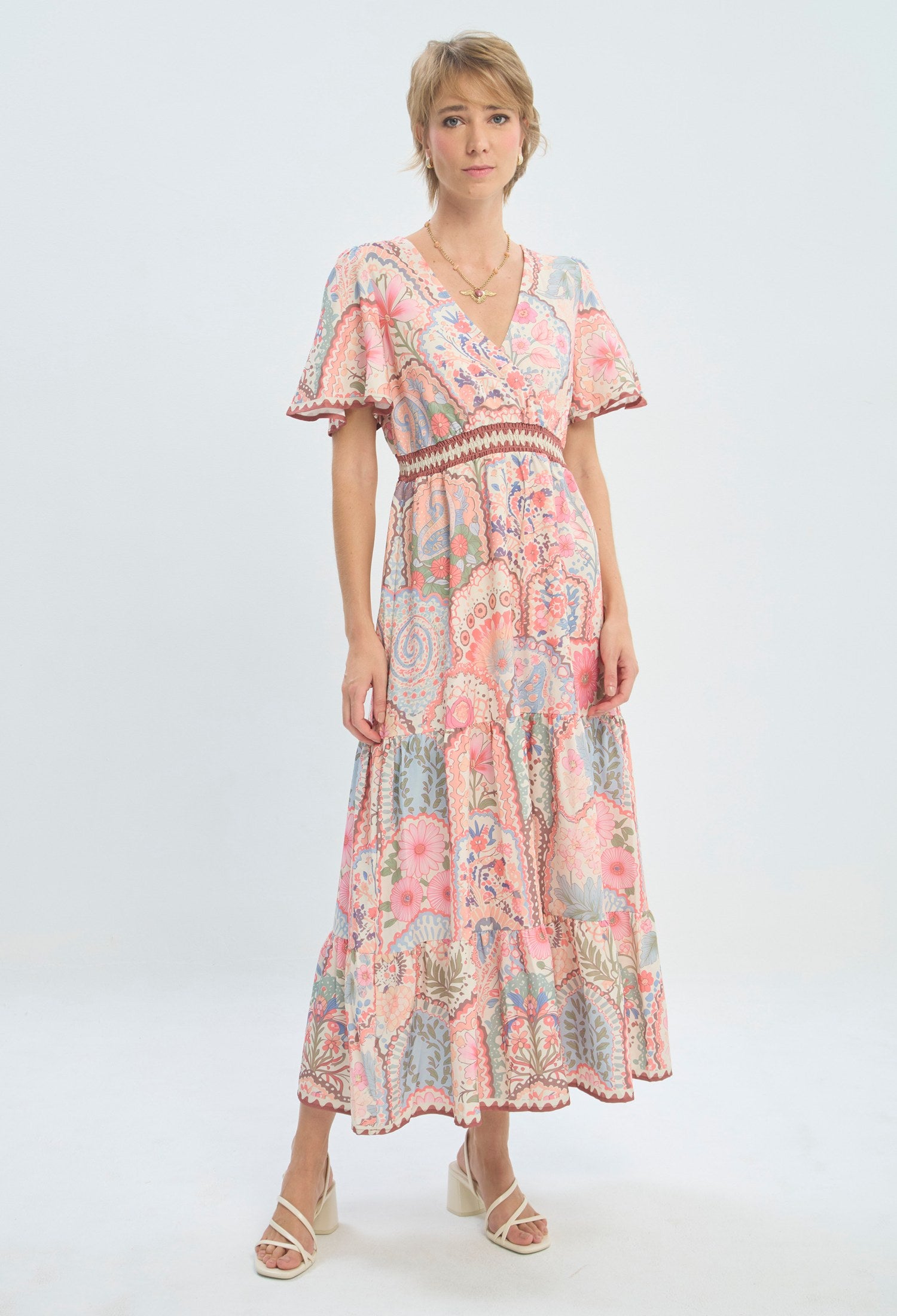 Vestido largo estampado floral rosa con mangas de vuelo BYBLA