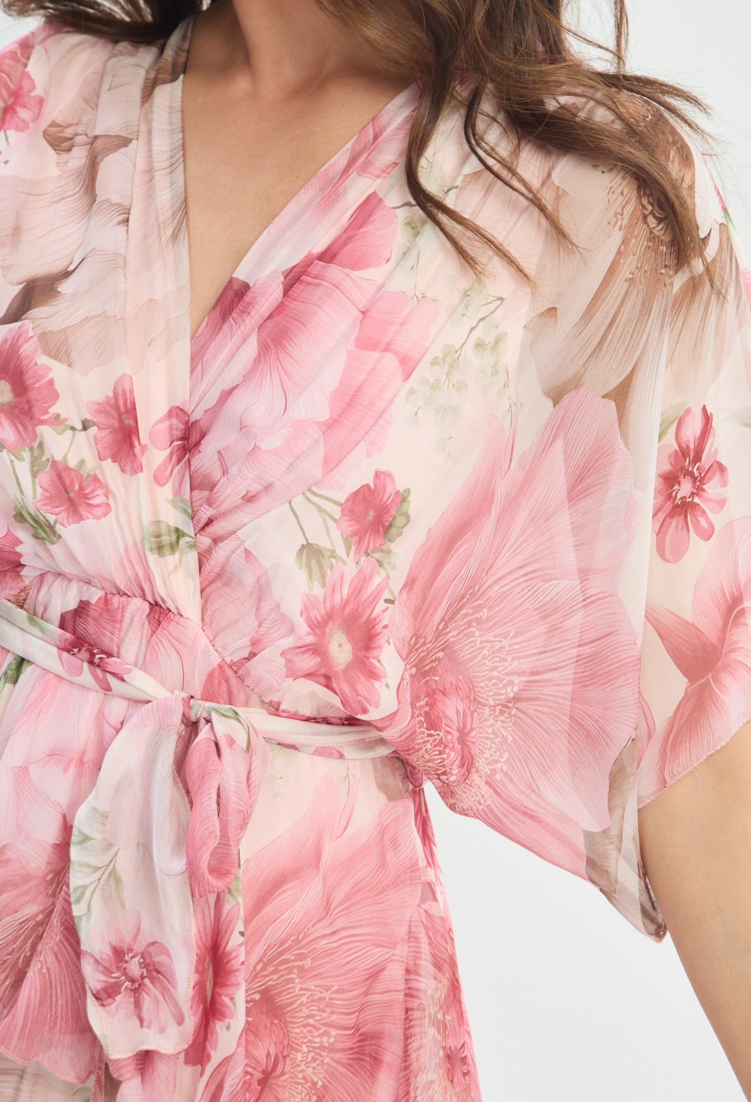 Vestido Largo Floral Cruzado rosa floral BYBLA