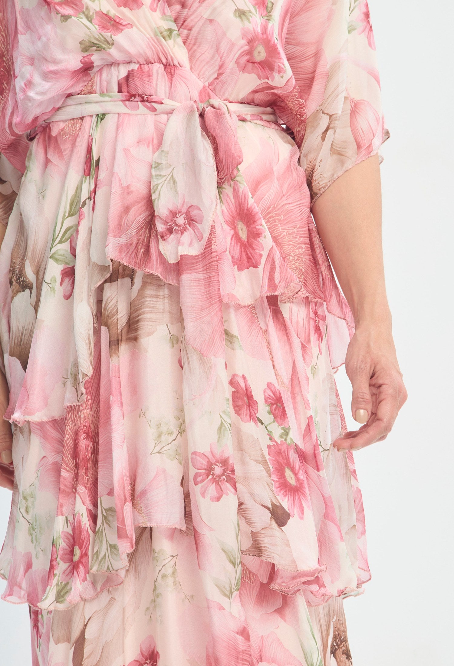 Vestido Largo Floral Cruzado rosa floral BYBLA