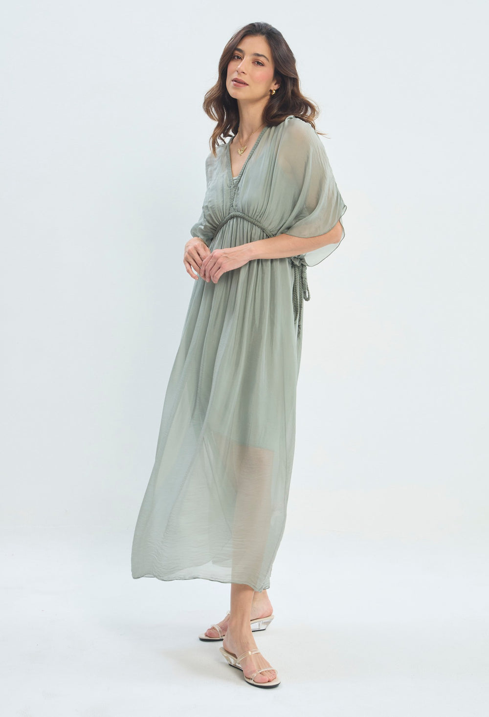 Vestido Largo Fruncido Vaporoso verde salvia BYBLA