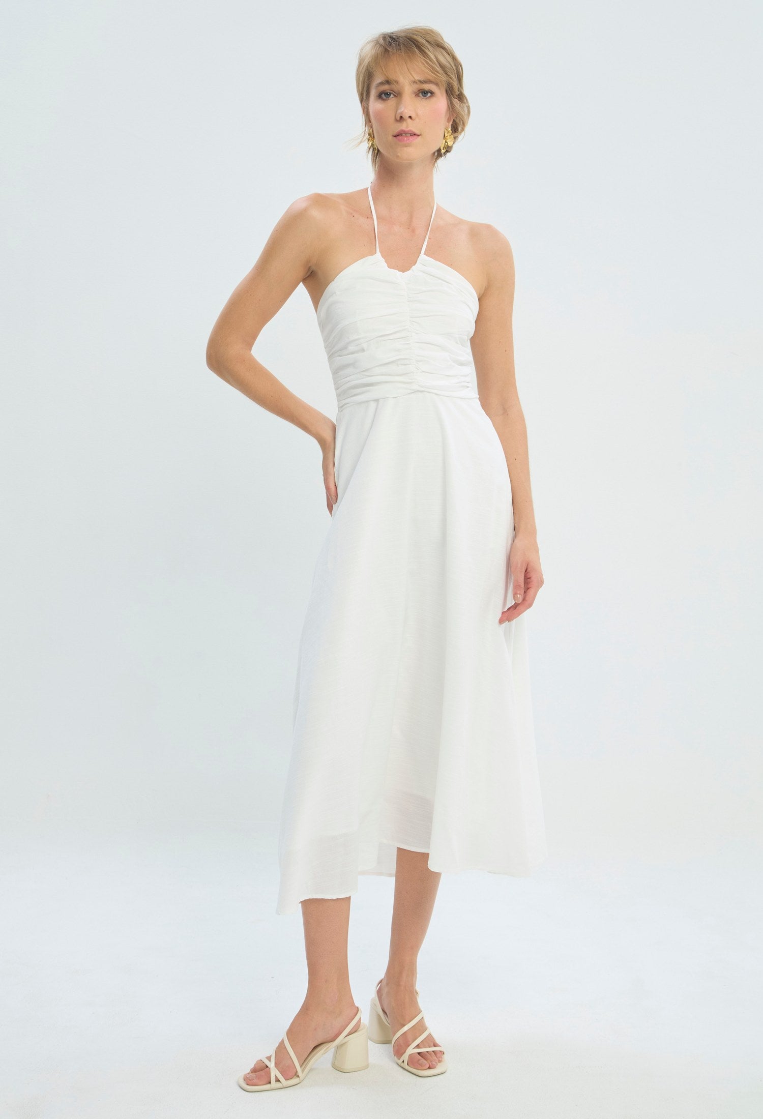 Vestido largo blanco halter con bustier drapeado BYBLA - vista 2