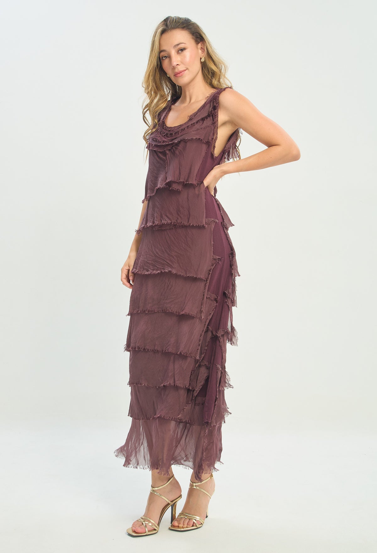 Vestido Largo Volantes Deshilachados Uva BYBLA - vista 5