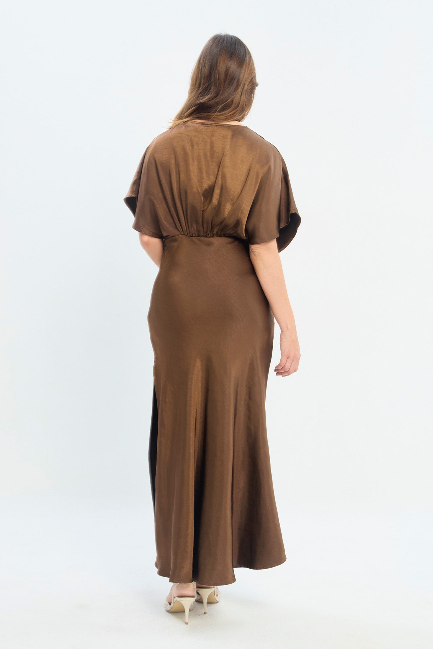 Vestido Largo en Satín NEW vista 4 - BYBLA Colombia