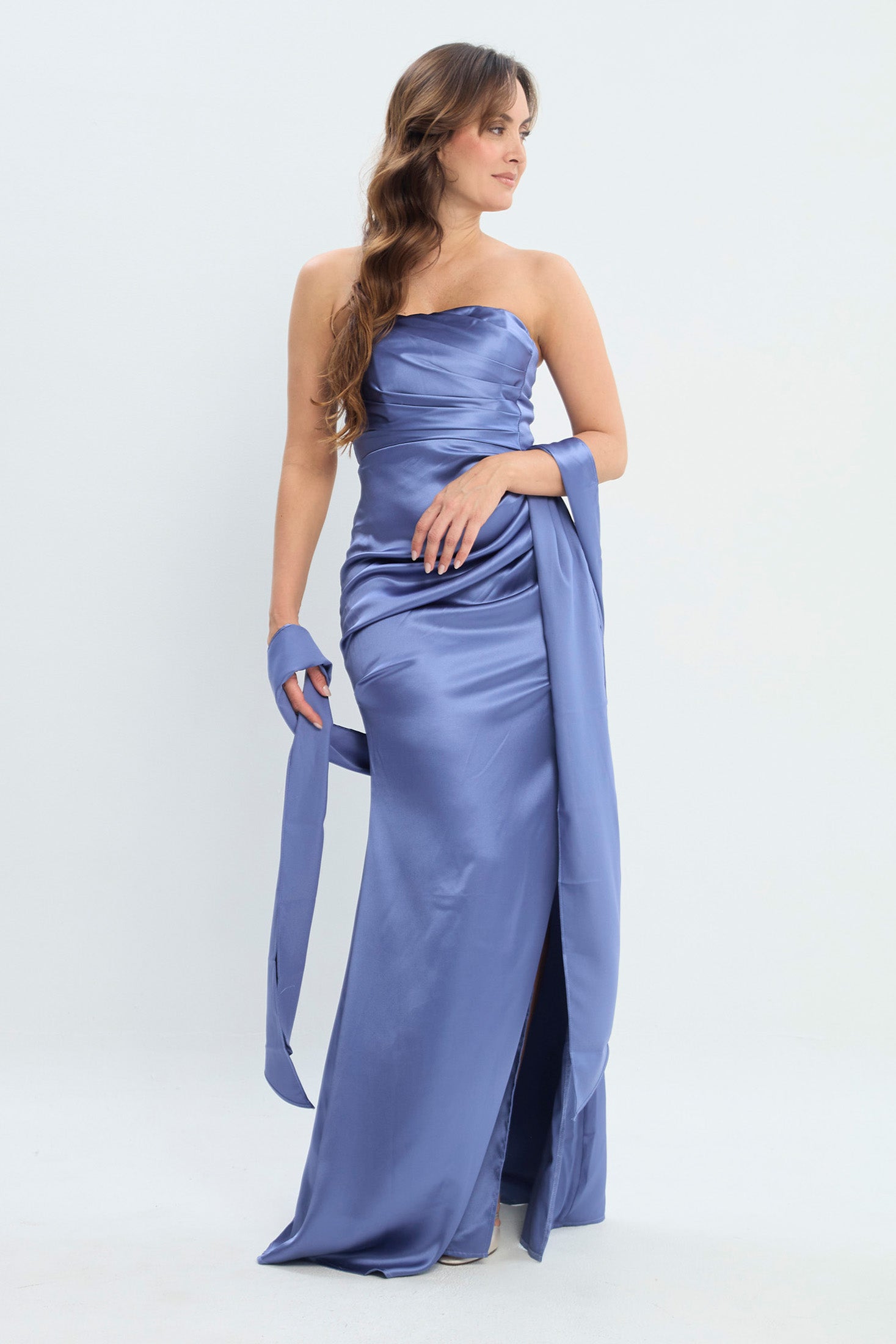 Vestido en Satín Strapless NEW